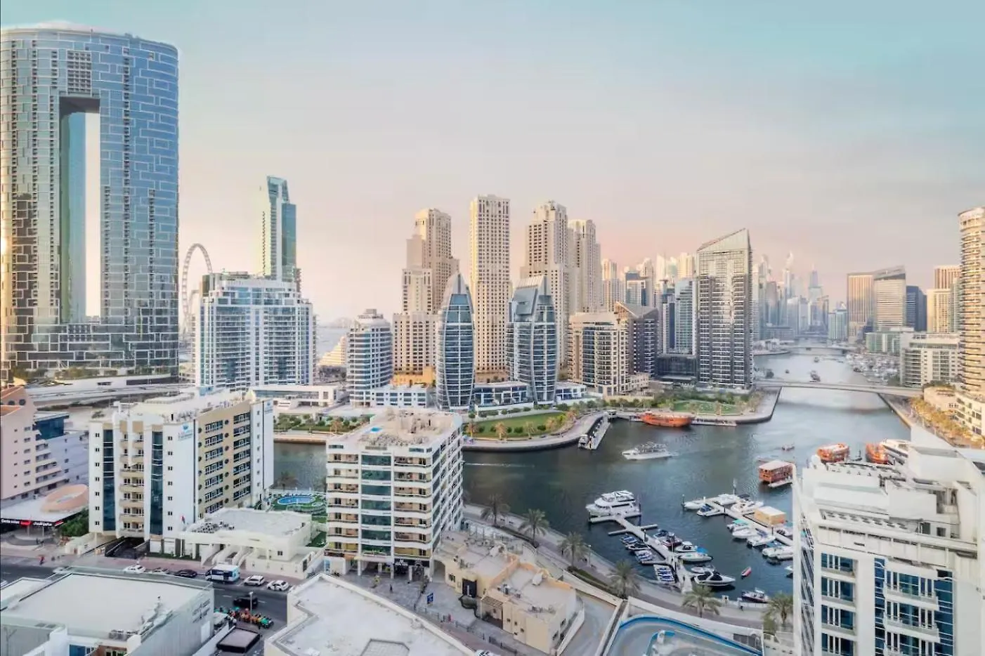 Luxurious 2Br Apt With Marina View & Private Jacuzzi Dubai 0*,  United Arab Emirates