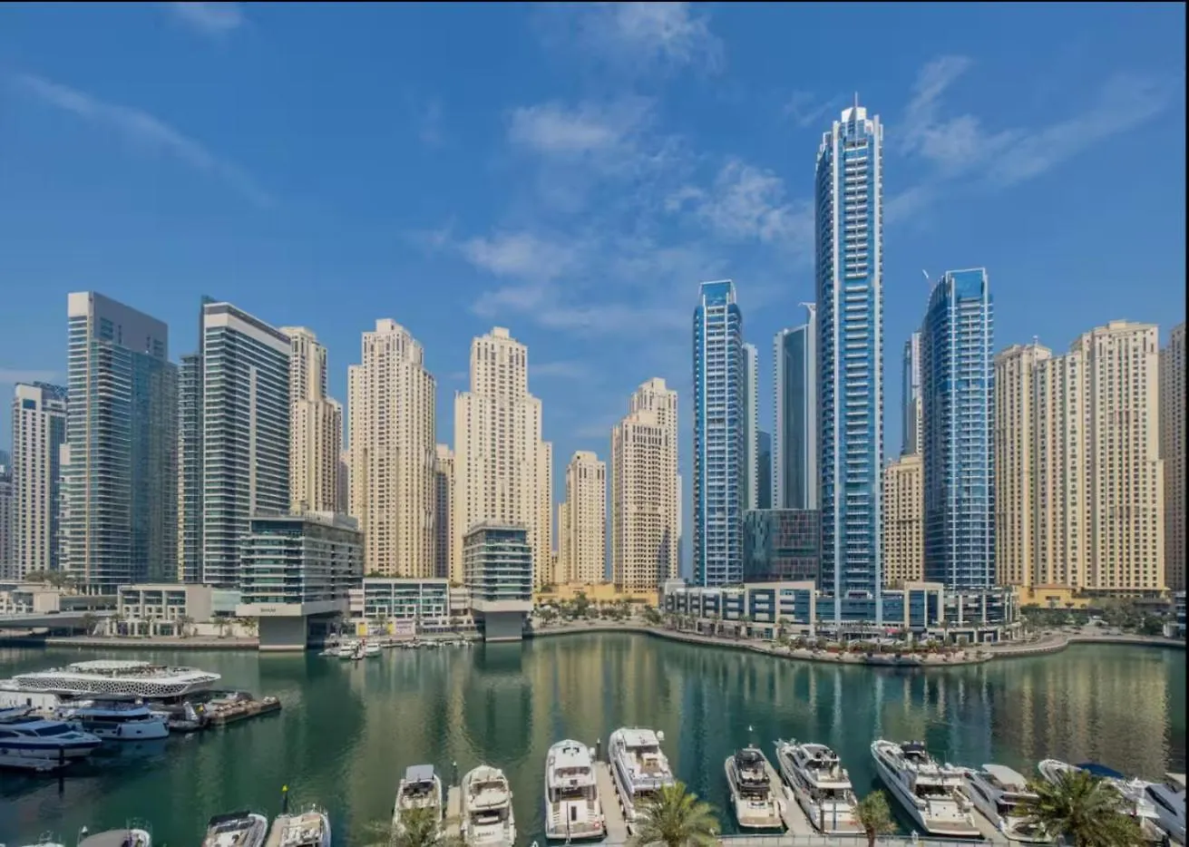 Luxurious 2Br Apt With Marina View & Private Jacuzzi Dubai United Arab Emirates