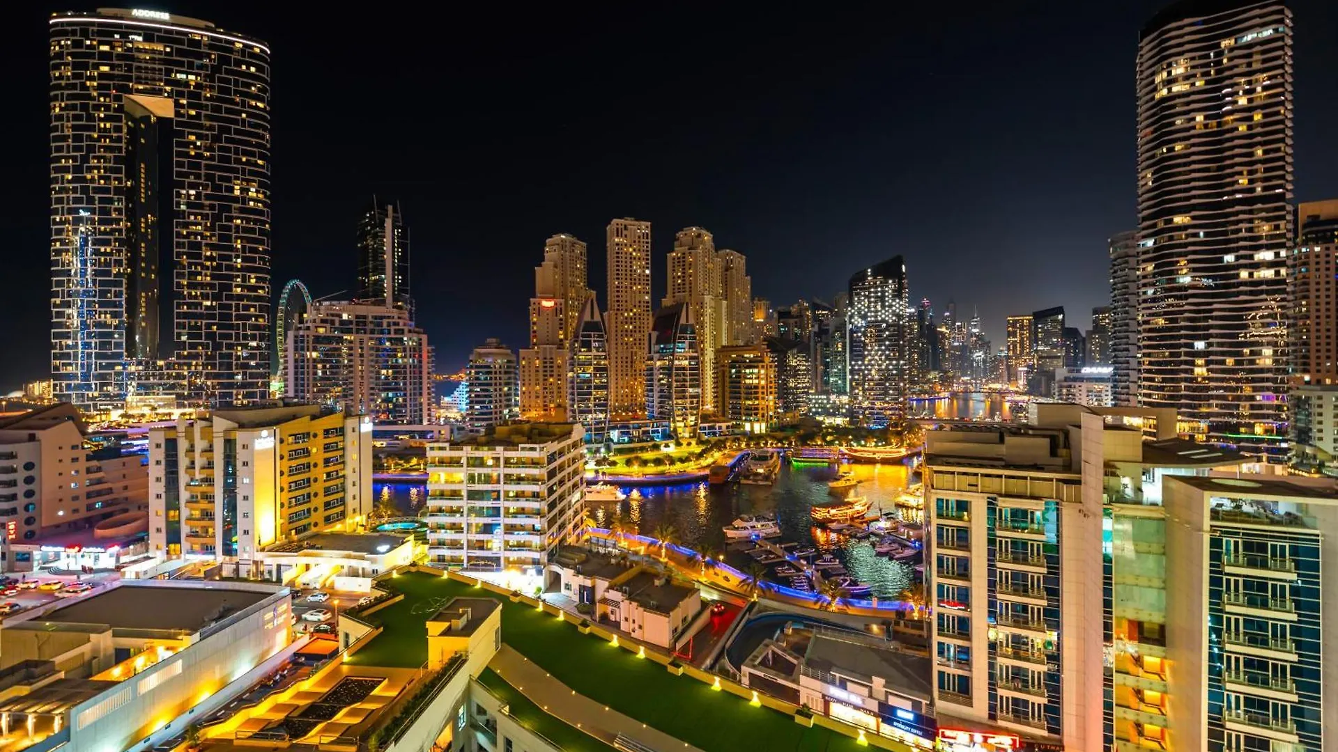 Luxurious 2Br Apt With Marina View & Private Jacuzzi Dubai United Arab Emirates